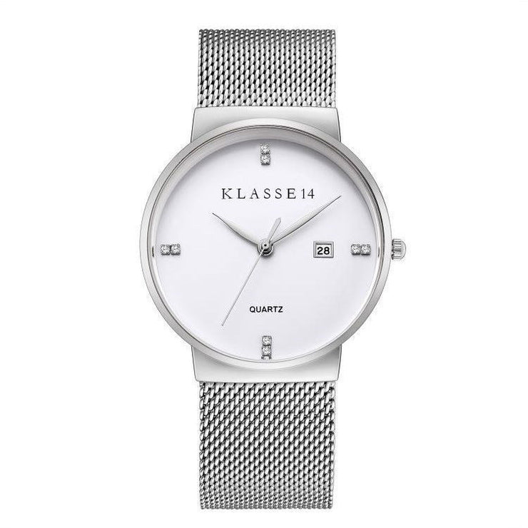 Ultra-thin diamond scale simple business men&