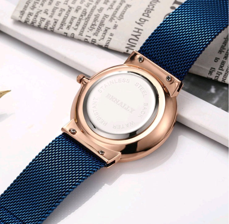 Ultra-thin diamond scale simple business men&
